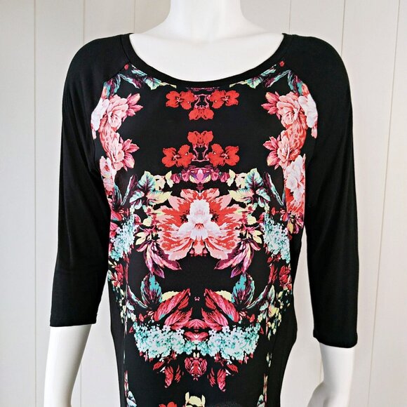 A.n.a. A New Approach Floral Top size Small S Black with Floral Print Raglan EUC - Picture 4 of 4